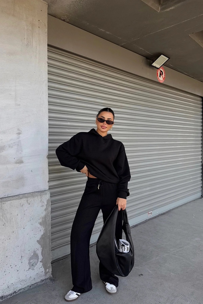 Black Agostina Set