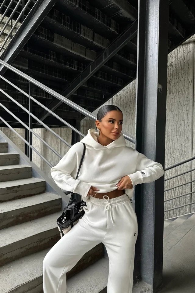 White E Written Tracksuit Suit